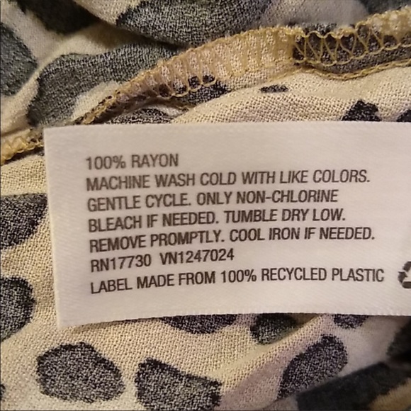 Ava & Viv faux wrap animal print top - Picture 6 of 6